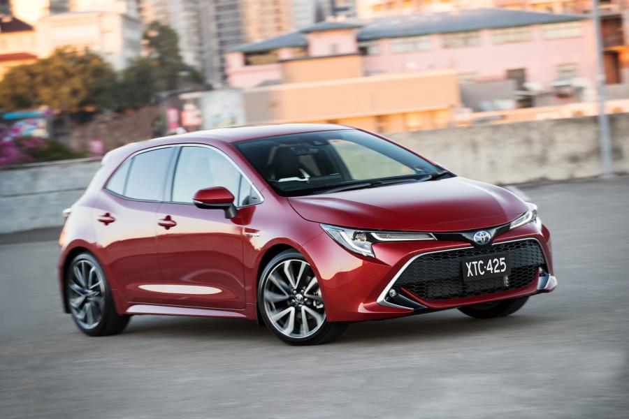  Toyota Corolla ZR Hybrid 2018 года  (AU) (фото 20 из 30)